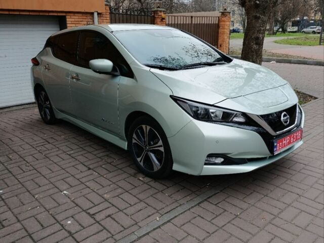 Зеленый Ниссан Лиф, объемом двигателя 0 л и пробегом 115 тыс. км за 13000 $, фото 17 на Automoto.ua