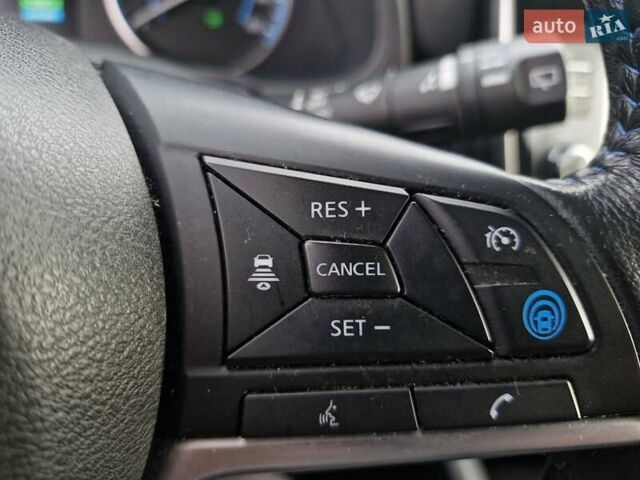 Зеленый Ниссан Лиф, объемом двигателя 0 л и пробегом 70 тыс. км за 13899 $, фото 20 на Automoto.ua