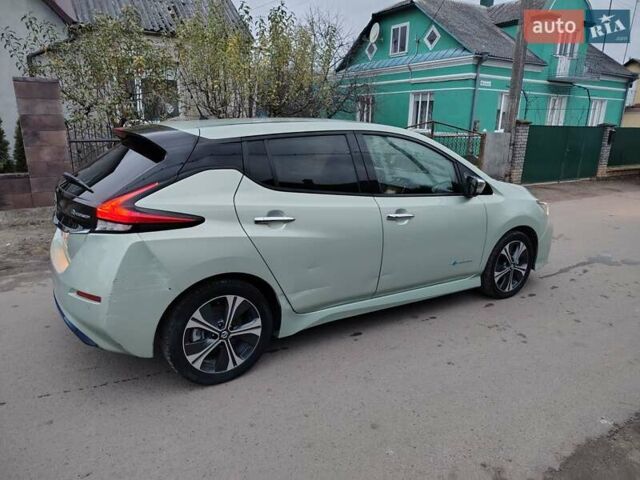 Зеленый Ниссан Лиф, объемом двигателя 0 л и пробегом 185 тыс. км за 9200 $, фото 4 на Automoto.ua