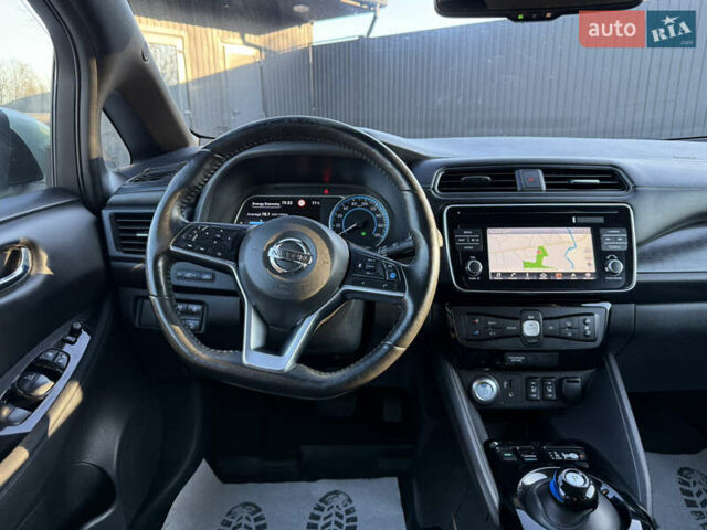 Зеленый Ниссан Лиф, объемом двигателя 0 л и пробегом 149 тыс. км за 11399 $, фото 15 на Automoto.ua