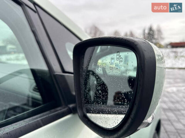 Зеленый Ниссан Лиф, объемом двигателя 0 л и пробегом 99 тыс. км за 11990 $, фото 56 на Automoto.ua