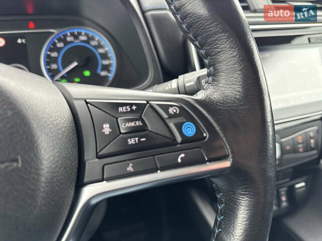 Зеленый Ниссан Лиф, объемом двигателя 0 л и пробегом 99 тыс. км за 11990 $, фото 23 на Automoto.ua