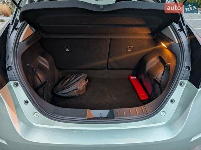 Зеленый Ниссан Лиф, объемом двигателя 0 л и пробегом 81 тыс. км за 11250 $, фото 51 на Automoto.ua