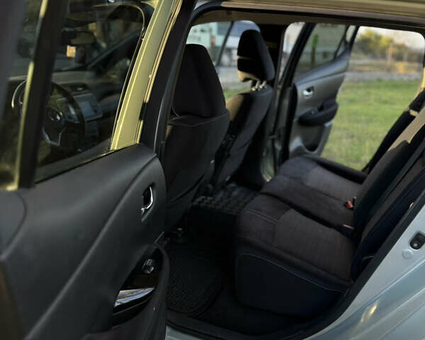 Зеленый Ниссан Лиф, объемом двигателя 0 л и пробегом 142 тыс. км за 11000 $, фото 23 на Automoto.ua