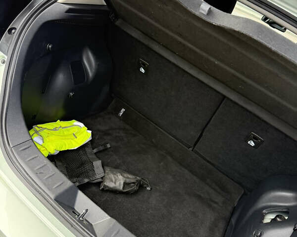 Зеленый Ниссан Лиф, объемом двигателя 0 л и пробегом 83 тыс. км за 12550 $, фото 34 на Automoto.ua