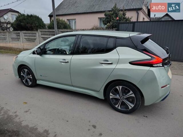 Зеленый Ниссан Лиф, объемом двигателя 0 л и пробегом 185 тыс. км за 9200 $, фото 8 на Automoto.ua