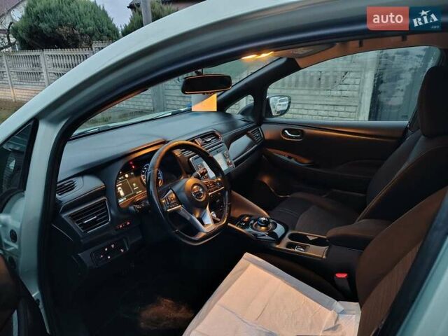 Зеленый Ниссан Лиф, объемом двигателя 0 л и пробегом 185 тыс. км за 9200 $, фото 11 на Automoto.ua