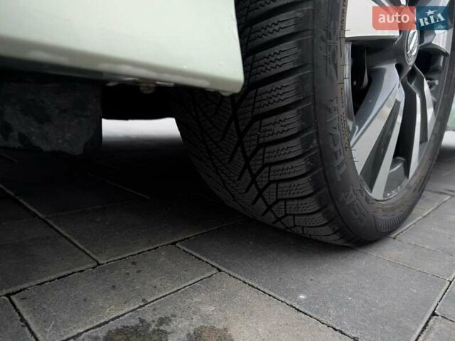 Зеленый Ниссан Лиф, объемом двигателя 0 л и пробегом 81 тыс. км за 11250 $, фото 25 на Automoto.ua