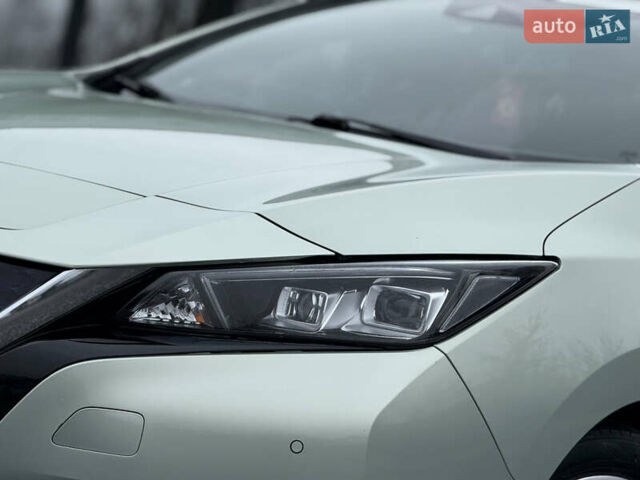 Зеленый Ниссан Лиф, объемом двигателя 0 л и пробегом 83 тыс. км за 11999 $, фото 8 на Automoto.ua