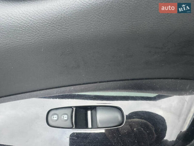 Зеленый Ниссан Лиф, объемом двигателя 0 л и пробегом 118 тыс. км за 12400 $, фото 14 на Automoto.ua