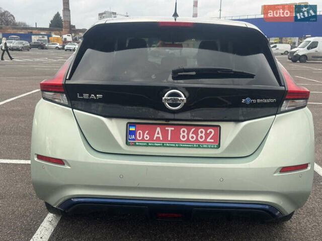 Зеленый Ниссан Лиф, объемом двигателя 0 л и пробегом 118 тыс. км за 12400 $, фото 5 на Automoto.ua