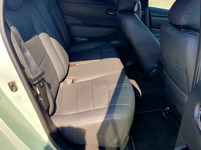 Зеленый Ниссан Лиф, объемом двигателя 0 л и пробегом 200 тыс. км за 12000 $, фото 4 на Automoto.ua