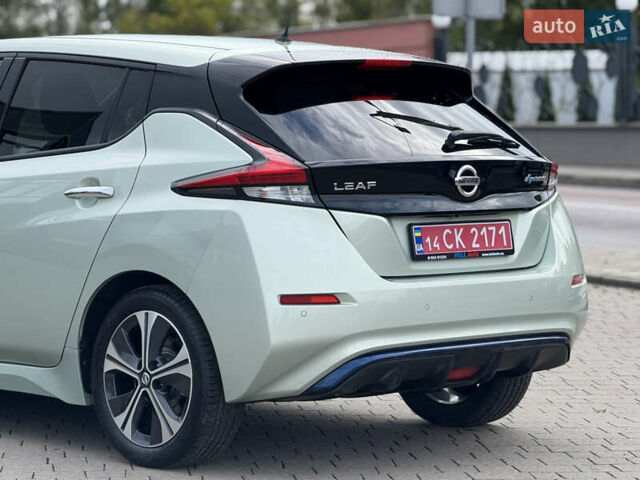 Зеленый Ниссан Лиф, объемом двигателя 0 л и пробегом 83 тыс. км за 12550 $, фото 10 на Automoto.ua