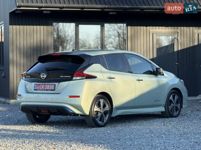 Зеленый Ниссан Лиф, объемом двигателя 0 л и пробегом 149 тыс. км за 11399 $, фото 12 на Automoto.ua