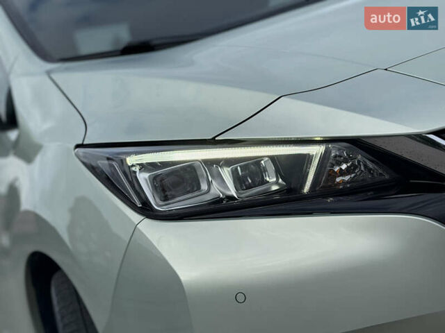 Зеленый Ниссан Лиф, объемом двигателя 0 л и пробегом 83 тыс. км за 12550 $, фото 5 на Automoto.ua