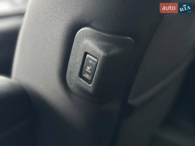 Зеленый Ниссан Лиф, объемом двигателя 0 л и пробегом 99 тыс. км за 11990 $, фото 41 на Automoto.ua