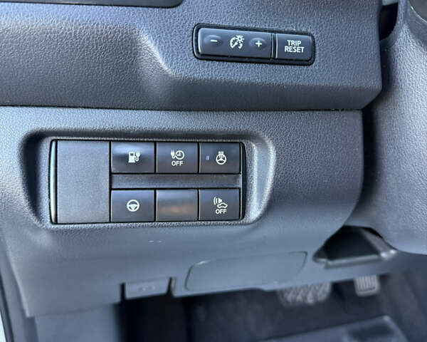 Зеленый Ниссан Лиф, объемом двигателя 0 л и пробегом 149 тыс. км за 11399 $, фото 20 на Automoto.ua