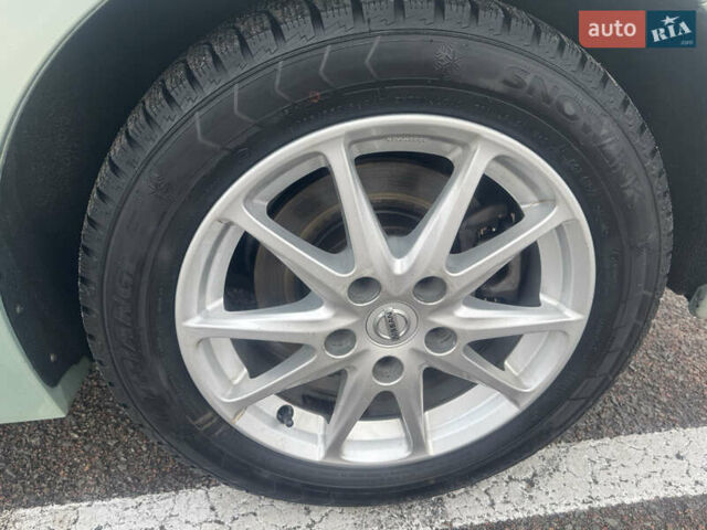 Зеленый Ниссан Лиф, объемом двигателя 0 л и пробегом 118 тыс. км за 12400 $, фото 10 на Automoto.ua