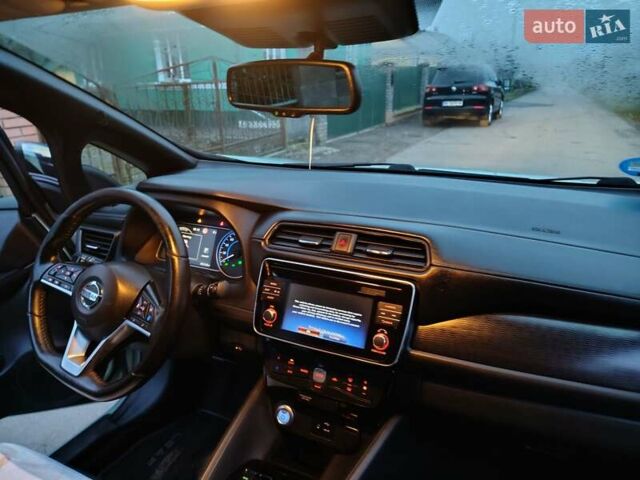 Зеленый Ниссан Лиф, объемом двигателя 0 л и пробегом 185 тыс. км за 9200 $, фото 15 на Automoto.ua