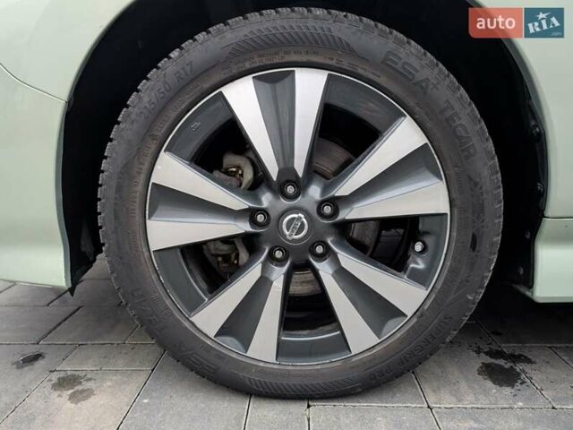 Зеленый Ниссан Лиф, объемом двигателя 0 л и пробегом 81 тыс. км за 11250 $, фото 24 на Automoto.ua