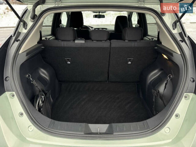 Зеленый Ниссан Лиф, объемом двигателя 0 л и пробегом 99 тыс. км за 11990 $, фото 36 на Automoto.ua