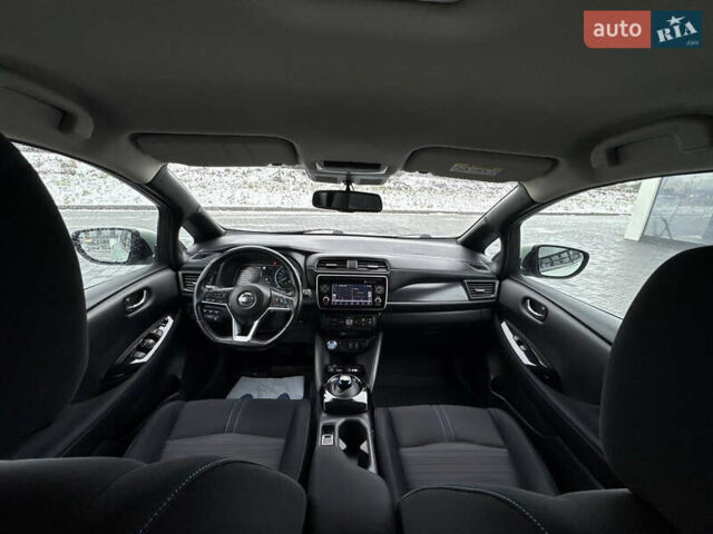 Зеленый Ниссан Лиф, объемом двигателя 0 л и пробегом 99 тыс. км за 11990 $, фото 4 на Automoto.ua