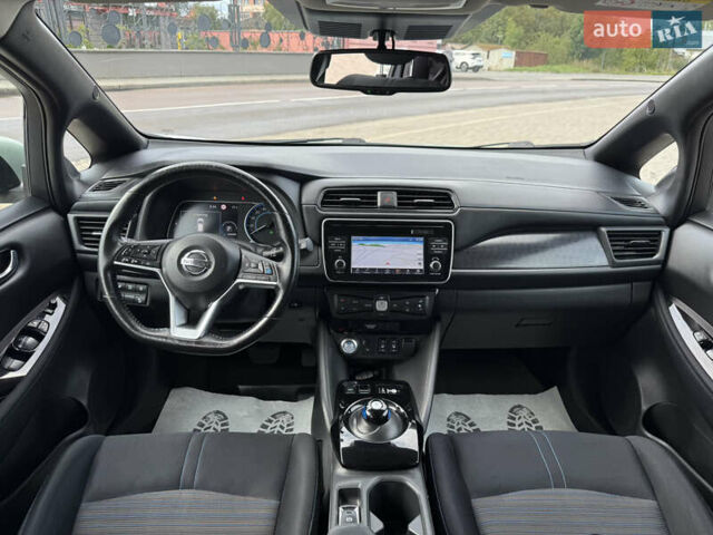 Зеленый Ниссан Лиф, объемом двигателя 0 л и пробегом 83 тыс. км за 12550 $, фото 17 на Automoto.ua