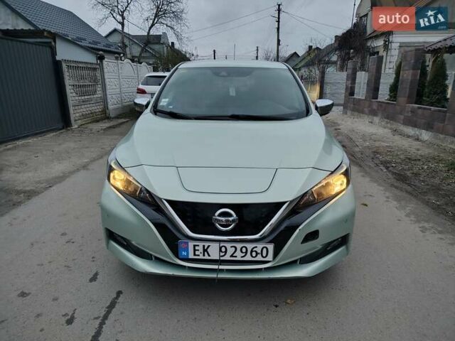 Зеленый Ниссан Лиф, объемом двигателя 0 л и пробегом 185 тыс. км за 9200 $, фото 1 на Automoto.ua