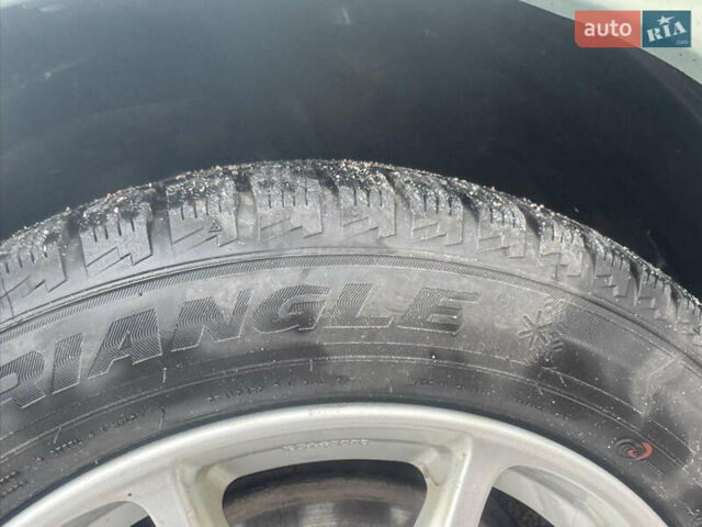 Зеленый Ниссан Лиф, объемом двигателя 0 л и пробегом 118 тыс. км за 12400 $, фото 9 на Automoto.ua