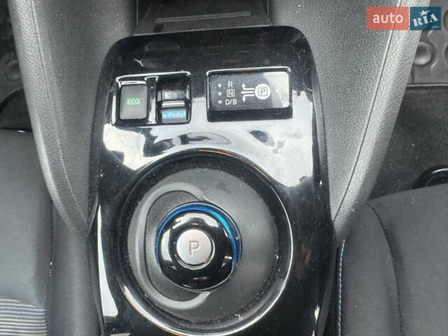 Зеленый Ниссан Лиф, объемом двигателя 0 л и пробегом 118 тыс. км за 12400 $, фото 18 на Automoto.ua