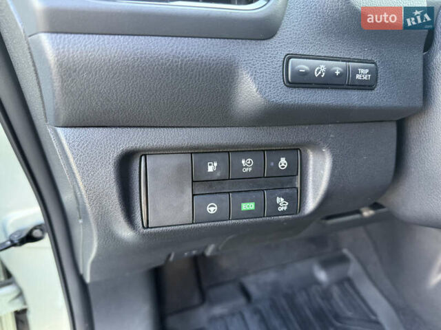 Зеленый Ниссан Лиф, объемом двигателя 0 л и пробегом 75 тыс. км за 13900 $, фото 14 на Automoto.ua