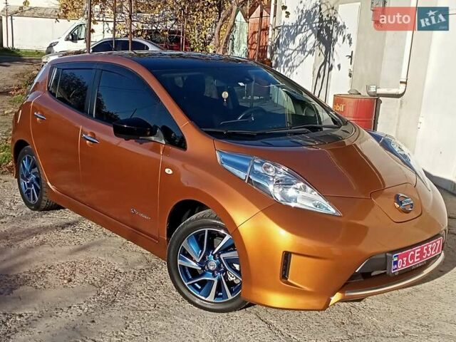 Оранжевый Ниссан Лиф, объемом двигателя 0 л и пробегом 90 тыс. км за 8500 $, фото 96 на Automoto.ua