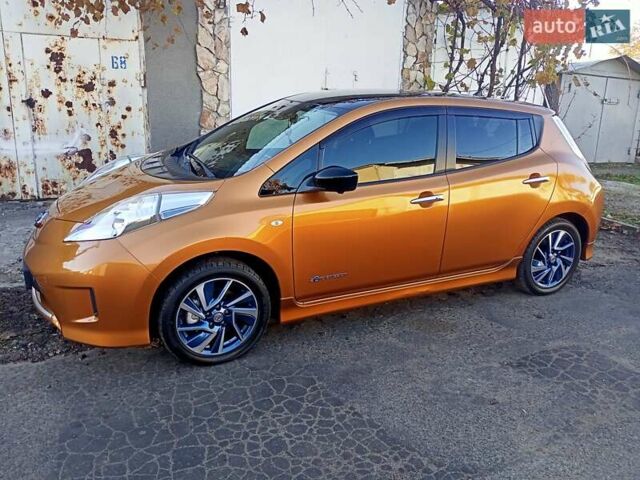 Оранжевый Ниссан Лиф, объемом двигателя 0 л и пробегом 90 тыс. км за 8500 $, фото 14 на Automoto.ua