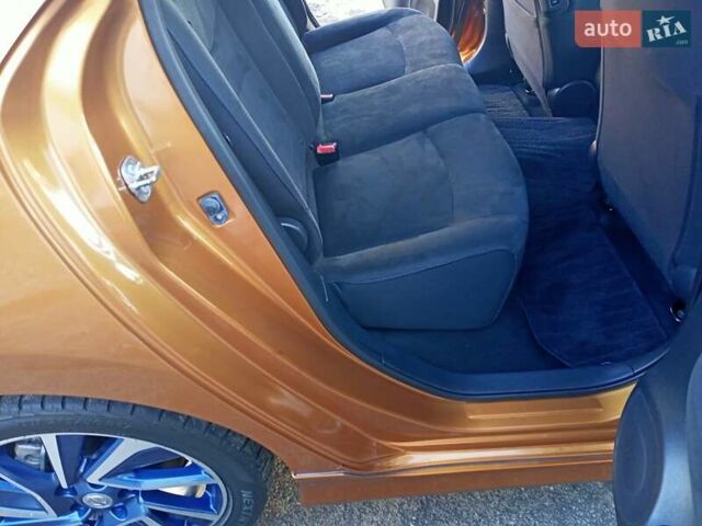 Оранжевый Ниссан Лиф, объемом двигателя 0 л и пробегом 90 тыс. км за 8500 $, фото 68 на Automoto.ua