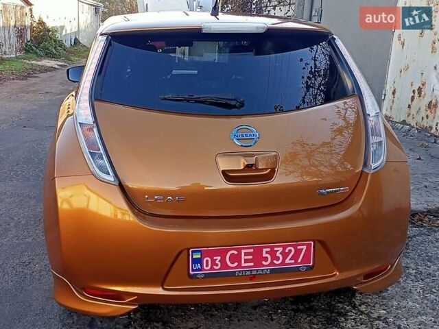 Оранжевый Ниссан Лиф, объемом двигателя 0 л и пробегом 90 тыс. км за 8500 $, фото 27 на Automoto.ua