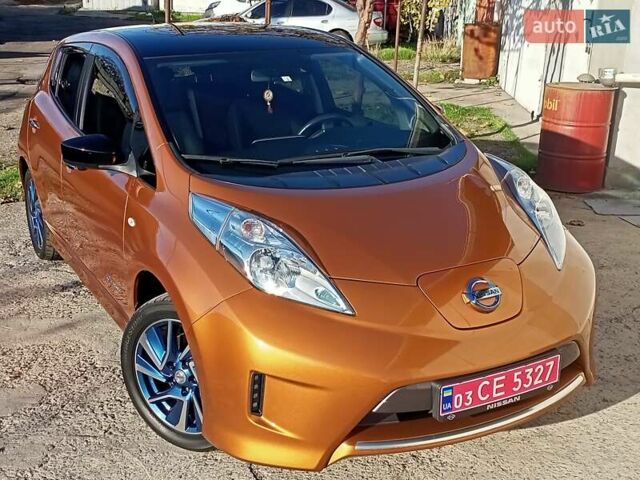 Оранжевый Ниссан Лиф, объемом двигателя 0 л и пробегом 90 тыс. км за 8500 $, фото 98 на Automoto.ua