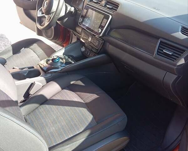 Помаранчевий Ніссан Ліф, об'ємом двигуна 0 л та пробігом 110 тис. км за 15990 $, фото 8 на Automoto.ua