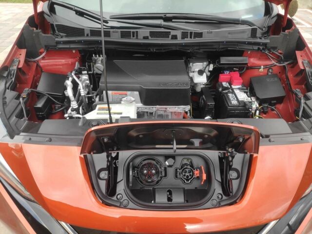 Оранжевый Ниссан Лиф, объемом двигателя 0 л и пробегом 6 тыс. км за 20909 $, фото 21 на Automoto.ua
