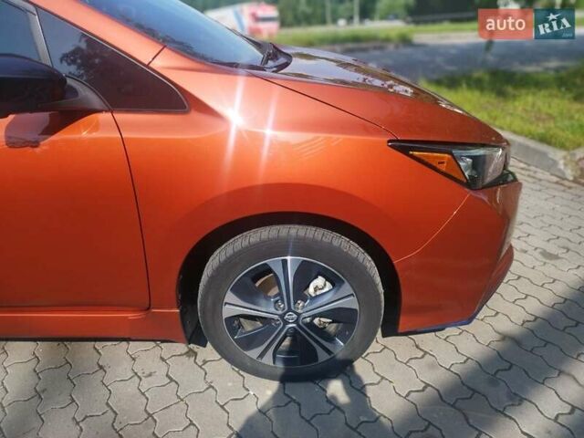 Оранжевый Ниссан Лиф, объемом двигателя 0 л и пробегом 70 тыс. км за 16775 $, фото 3 на Automoto.ua