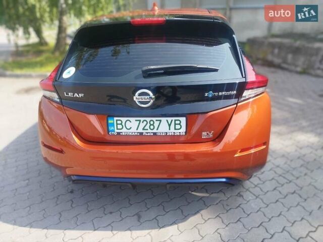 Оранжевый Ниссан Лиф, объемом двигателя 0 л и пробегом 70 тыс. км за 16775 $, фото 7 на Automoto.ua