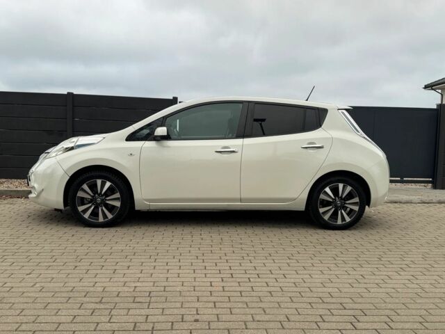 Білий Ніссан Леопард, об'ємом двигуна 0 л та пробігом 76 тис. км за 7500 $, фото 5 на Automoto.ua