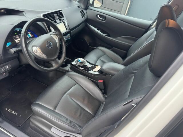 Білий Ніссан Леопард, об'ємом двигуна 0 л та пробігом 76 тис. км за 7500 $, фото 22 на Automoto.ua