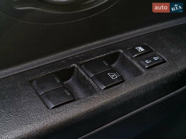 Белый Ниссан Марч, объемом двигателя 1.2 л и пробегом 81 тыс. км за 7490 $, фото 55 на Automoto.ua