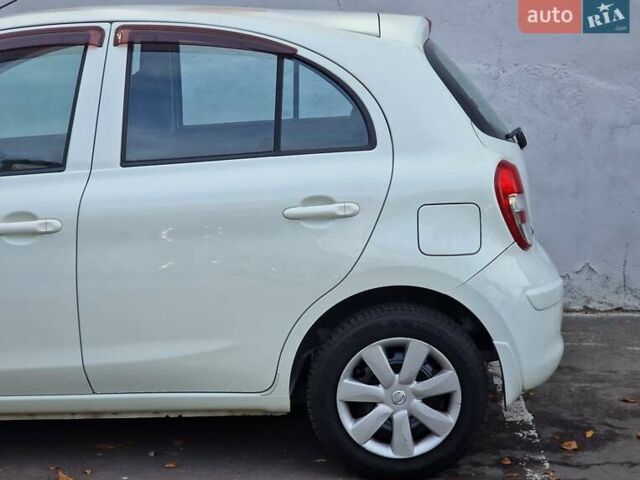 Белый Ниссан Марч, объемом двигателя 1.2 л и пробегом 81 тыс. км за 7490 $, фото 21 на Automoto.ua