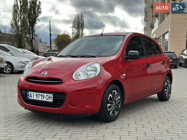 Красный Ниссан Марч, объемом двигателя 1.2 л и пробегом 56 тыс. км за 6800 $, фото 1 на Automoto.ua