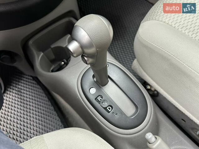 Красный Ниссан Марч, объемом двигателя 1.2 л и пробегом 56 тыс. км за 6800 $, фото 31 на Automoto.ua