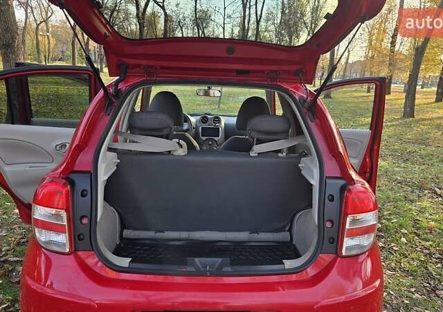 Красный Ниссан Марч, объемом двигателя 1.2 л и пробегом 116 тыс. км за 7000 $, фото 7 на Automoto.ua