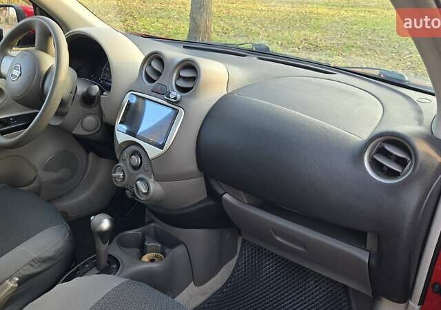 Красный Ниссан Марч, объемом двигателя 1.2 л и пробегом 116 тыс. км за 7000 $, фото 5 на Automoto.ua