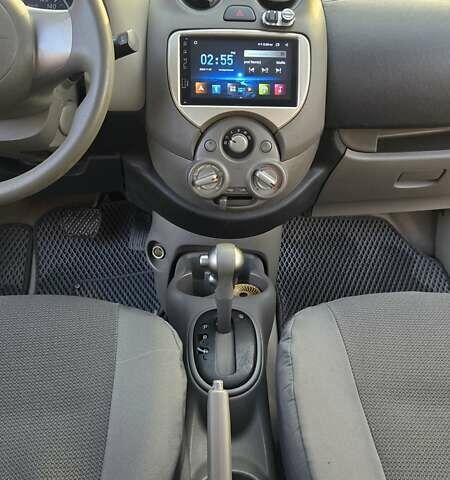 Красный Ниссан Марч, объемом двигателя 1.2 л и пробегом 116 тыс. км за 7000 $, фото 6 на Automoto.ua