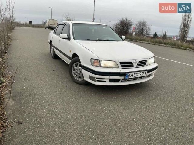 Білий Ніссан Максіма, об'ємом двигуна 2 л та пробігом 20 тис. км за 2400 $, фото 8 на Automoto.ua